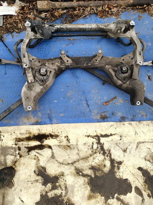 Wózek, sanki przód BMW E90