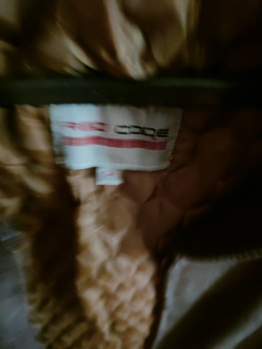 Casaco em pele castanho