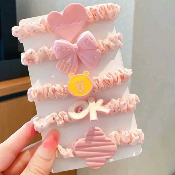 Заколки для дівчат