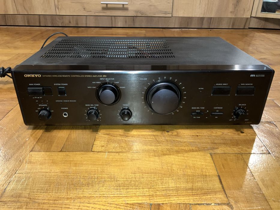 Wzmacniacz Onkyo a 8830