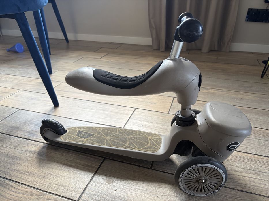 Jezdzik hulajnoga scoot and ride
