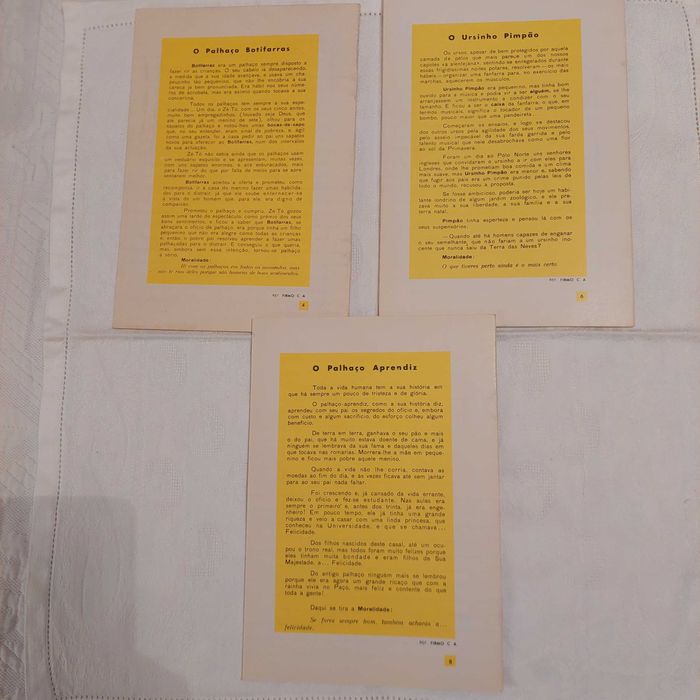 Conjunto de 7 cadernos escolares anos 70