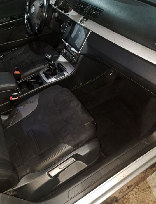 Акция Химчистка мягкой мебели на дому чистка диванов матрасов стульев