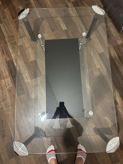 Журнальный стеклянный столик