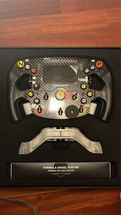 Volante  F1 Thrustmaster SF1000