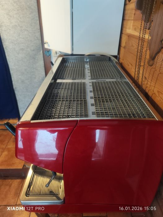 Legendarny ekspres do kawy  Nuova Simonelli Aurelia