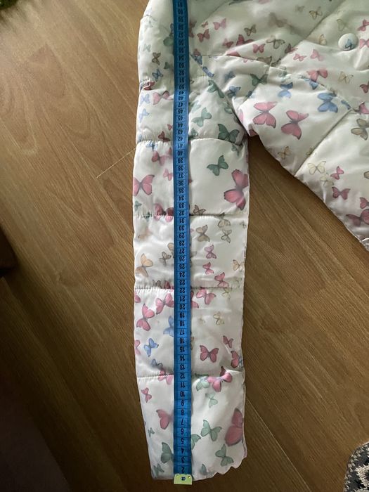 Куртка жіноча