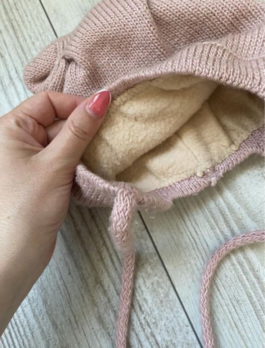 Шапка з вушками на флісі для дівчинки