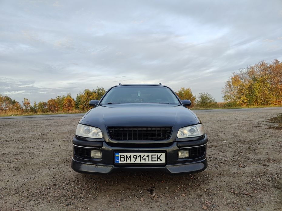 Опель омега В  (OPEL OMEGA)3,0