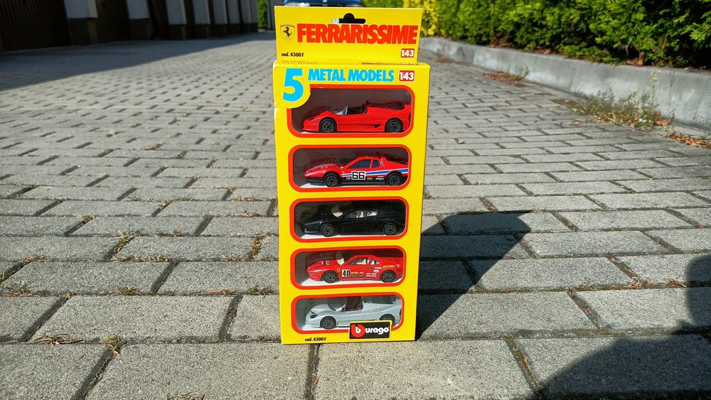 BBURAGO 1:43 Ferrari 5 pak 4300 F F40 GTI 348 Testarossa Modele