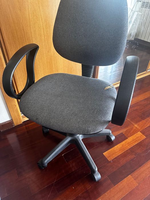 Cadeira de escritorio
