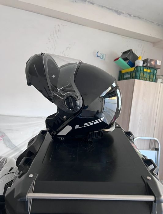 Capacete Modular LS2 Strobe L