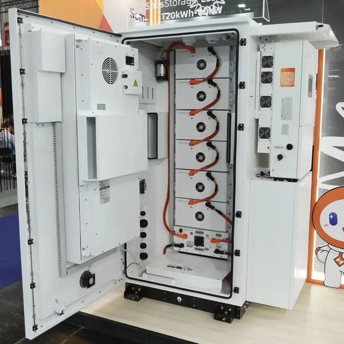 Сонячні панелі Longi Solar