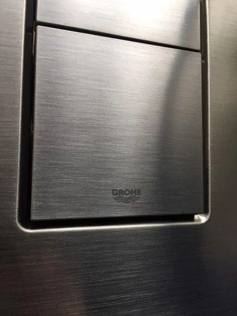Grohe Skate Cosmopolitan przycisk spłukujący hard graphite