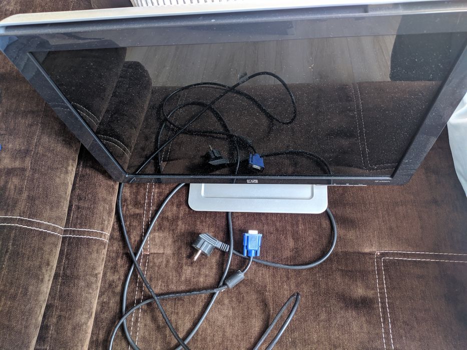 Monitor HP 20 cali vesa