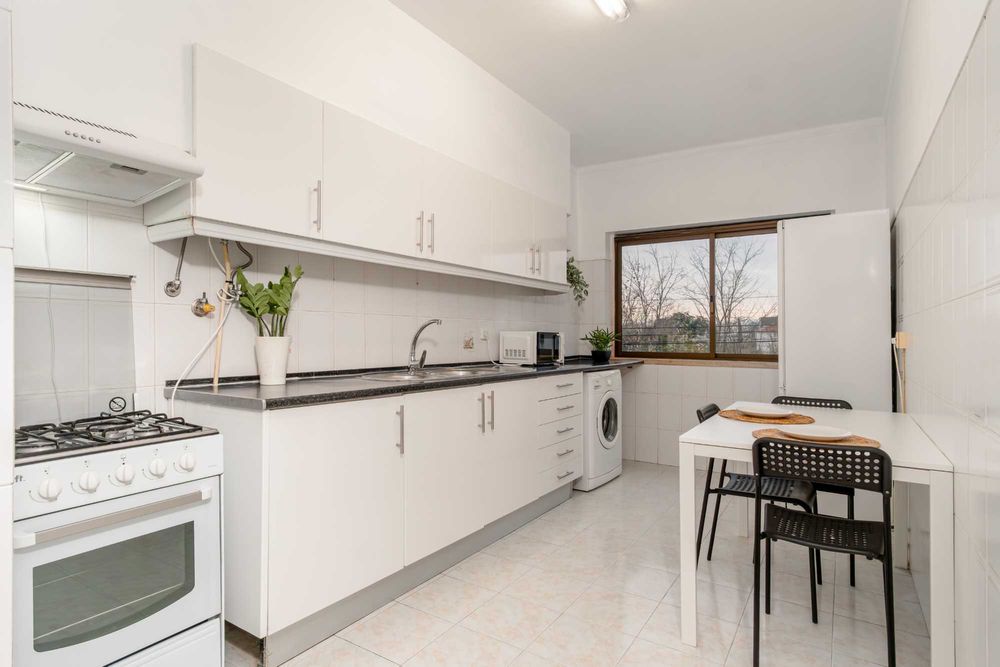 Quarto Amora zona com transportes