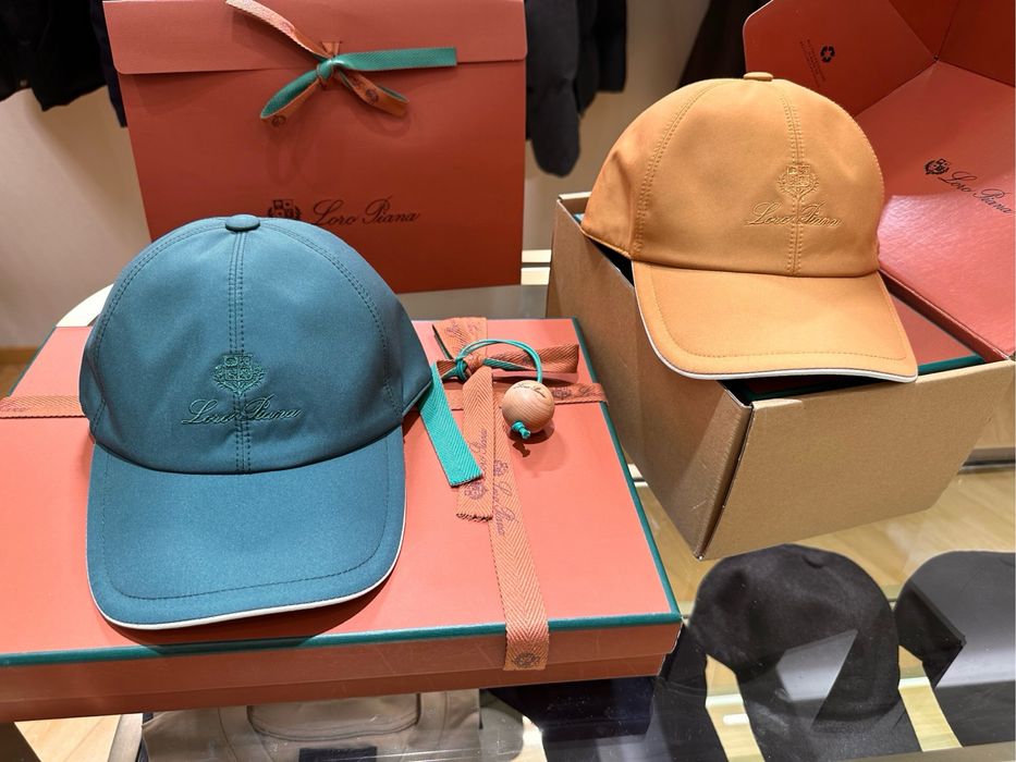 Найкраща якість ! Loro Piana кепка M , L Нейлонова в наявності