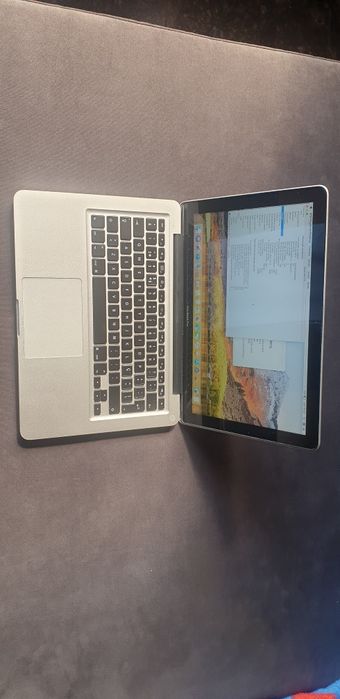 Macbook pro 13 i5 em bom estado