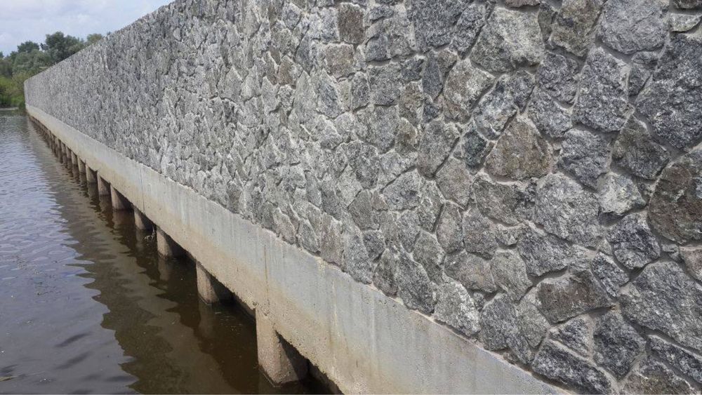 Берегоукріпоення/шпунт пвх, бетонний шпунт, габіон, бутовий камінь