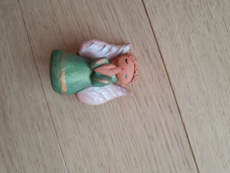 Figurki aniołki 4 sztuki