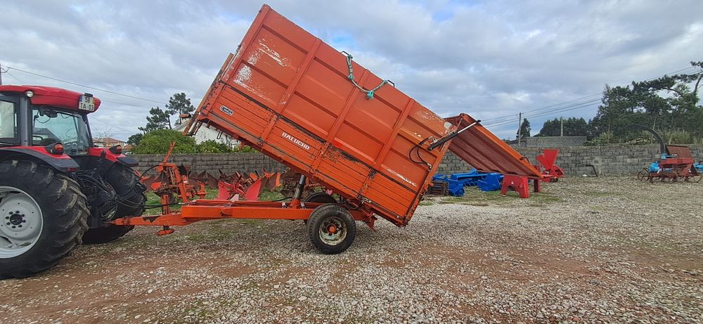 Reboque agrícola Galucho 5000