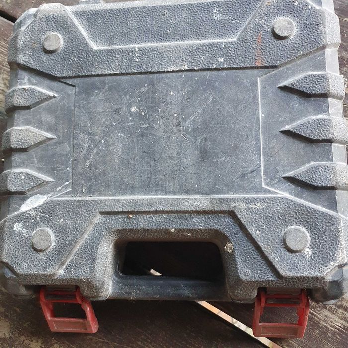 wkrętarka black 18v