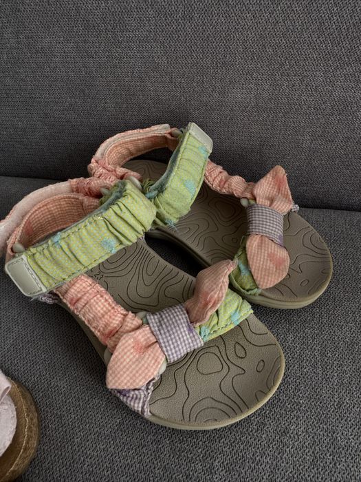 Босоніжки Zara та H&M комплект 3 пари. Розмір 22/23