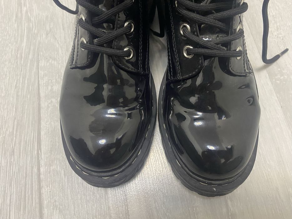 Ботиночки лаковані