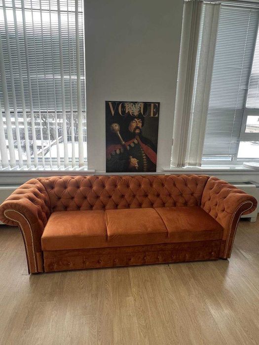 Продам гарний відновлений диван