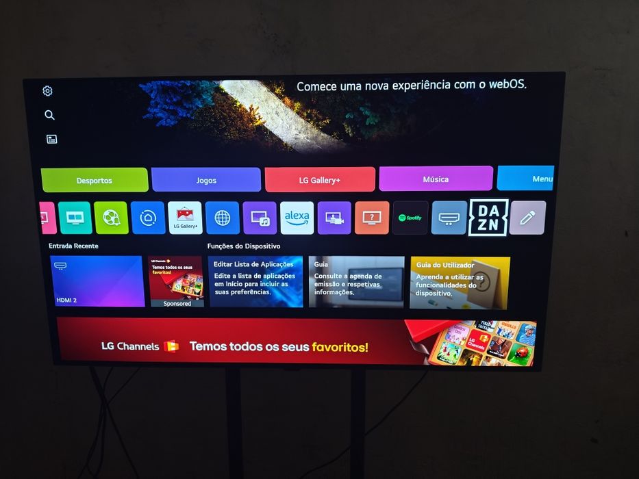 TV LG OLED 48B56LA como nova tem 1 mês