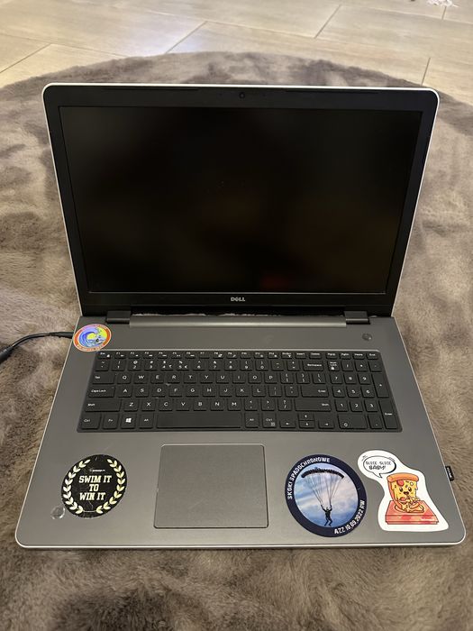 Laptop DELL Inspiron 5759
