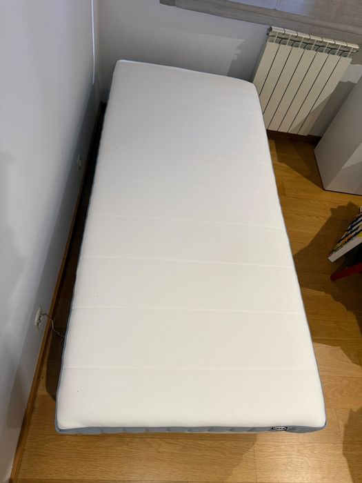 Colchão 90x200 VATNESTROM Novo acompanha a base