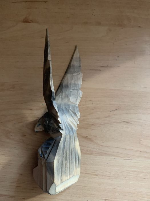 Продам орла з дерева