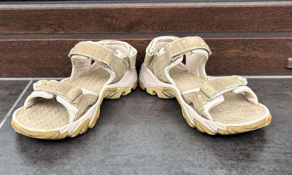 Columbia trekkingowe sandały skórzane damskie 36 vibram 
Rozmiar 36
Wk