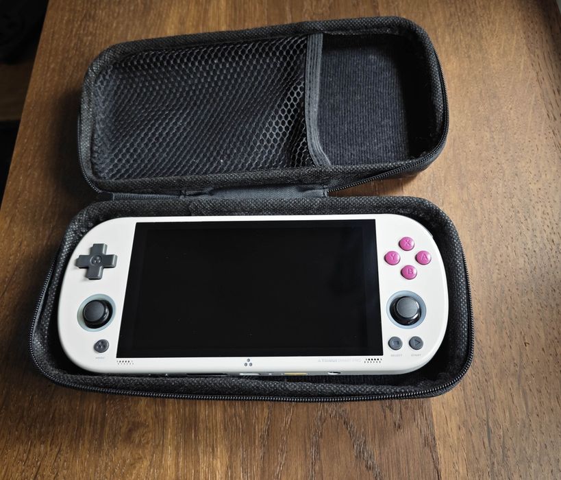 Trimui Smart Pro + extras