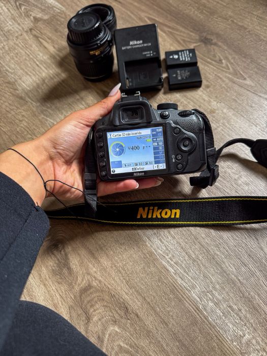 Nikon D3200 com 2 objetivas + 2 baterias extra – Kit completo