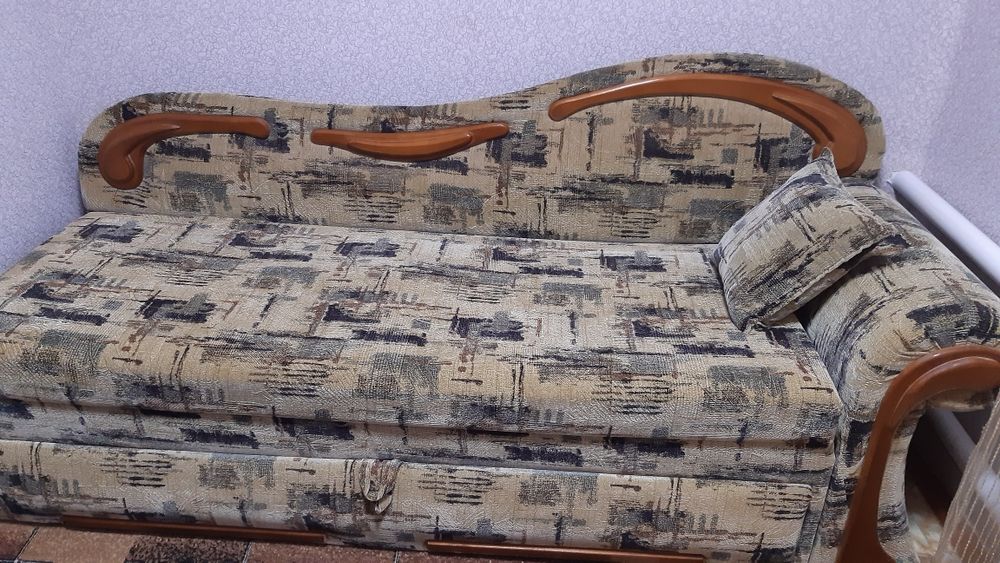 Диван-кровать в спальню или комнату