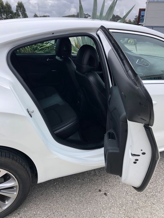 Citroen DS4 1.6Hdi cheio de estilo!