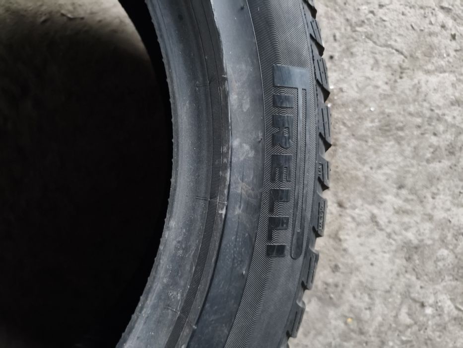 Шини зима 205/55/19