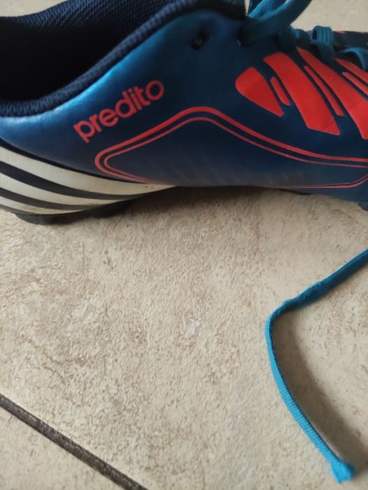 Sprzedam korki do gry w piłkę 37