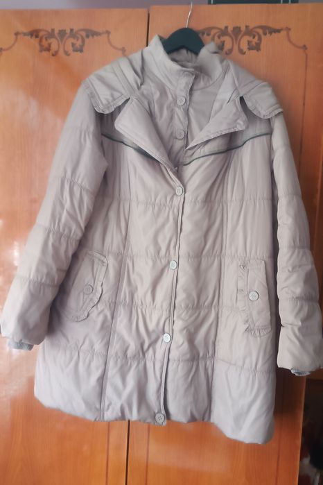 Жіночий плащ весна. осінь.