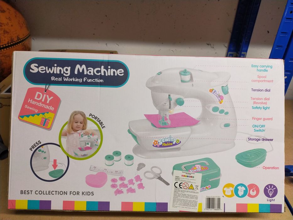 Maszyna do szycia zupełnie nowe