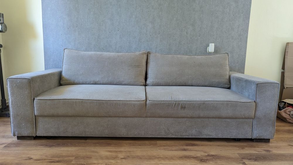 Wygodna kanapa ze sklepu Agata 240, sofa