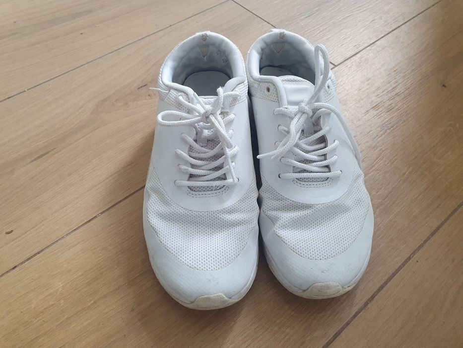 Buty sportowe damskie Nike rozmiar 38 białe