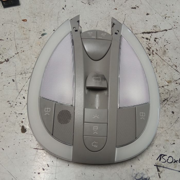 Lampka podsufitki Mercedes CLS W219