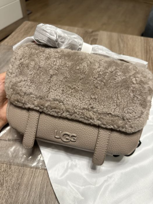 Сумка Ugg шкіряна UGG