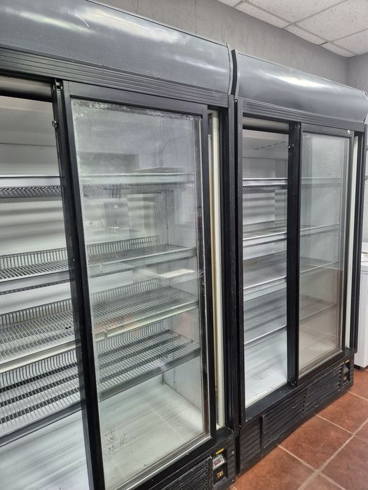Холодильна витрина пивний 2 дверний