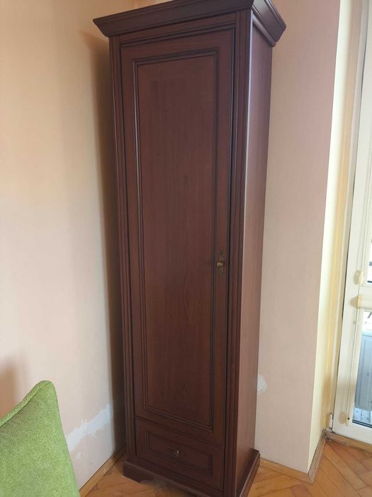 Słupek z BRW w dobrym stanie