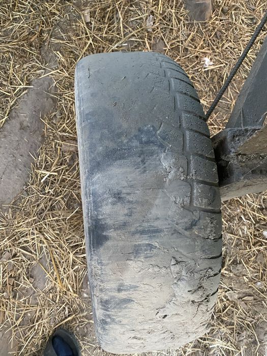 Продам віз під трактор присутній хороший торг