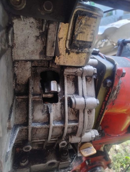 дизельний мотоблок кентавр (він же зоря і т д)  під відновлення